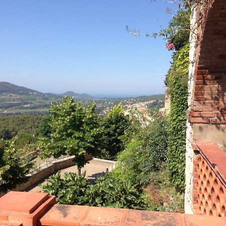 Studio De Charme Avec Grande Terrasse Vue Mer Le Castellet (Var) Exterior foto